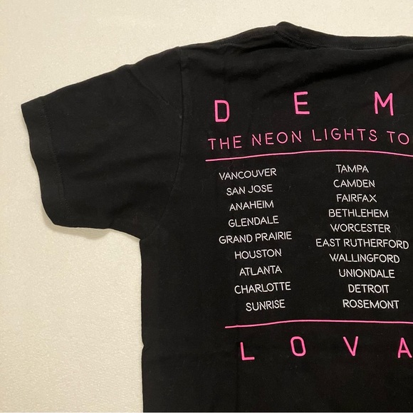 Demi Lovato • The Neon Lights Tour 2014 T-shirt - Picture 9 of 13
